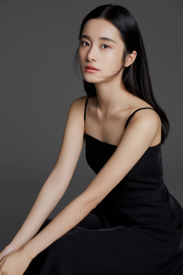 范诗然《三叉戟》收官"人间恋爱脑"杨雪引热议