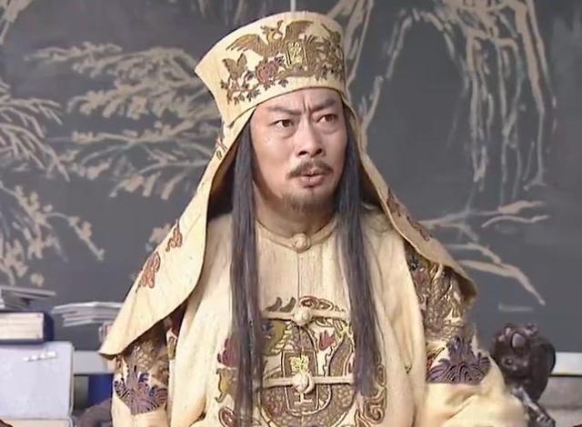 肯能是在镇江加入秦日纲麾下的,后跟随秦日纲参加了天京事变,据他自己