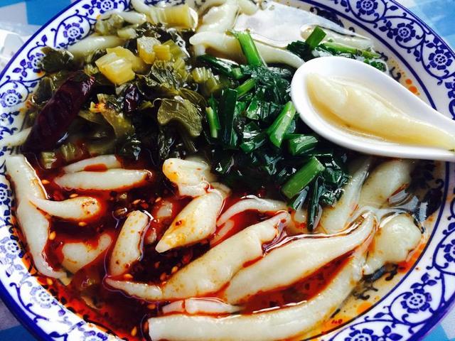 面食也能解暑?安利陕西传统特色小吃做法,酸香解腻,开胃解馋