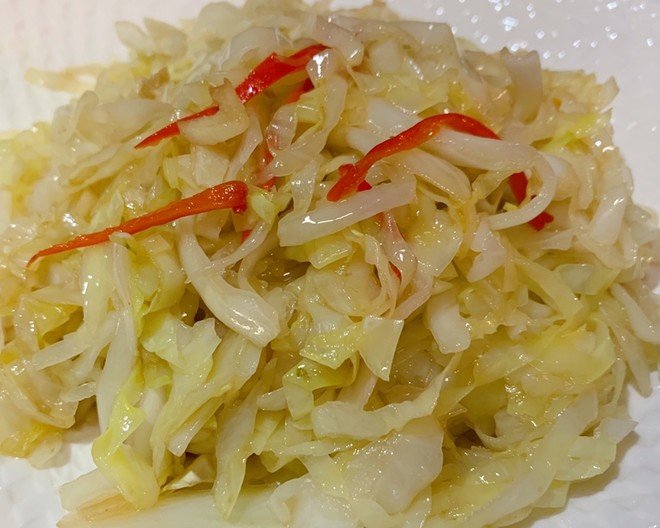 夏日开胃素菜菜谱,醋溜包菜丝,做法简单,美味营养,适合夏天