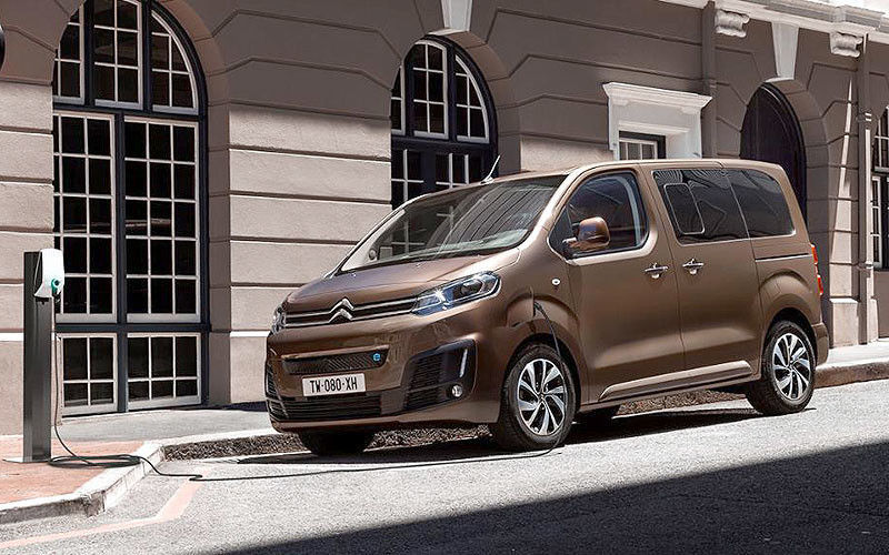 续航330公里,雪铁龙推出电动商旅新车-spacetourer