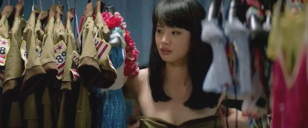 王瑶|李梦|白灵_新浪新闻