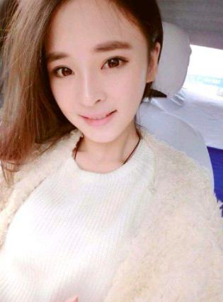 何以笙萧默小何以玫卢蒽洁越长越像杨幂网友未必是好事