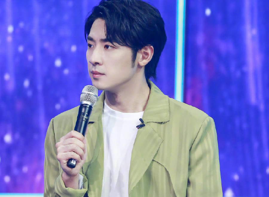 最终高天鹤选择了自己解约,但现在还没有和《天天向上》谈妥,节目组就