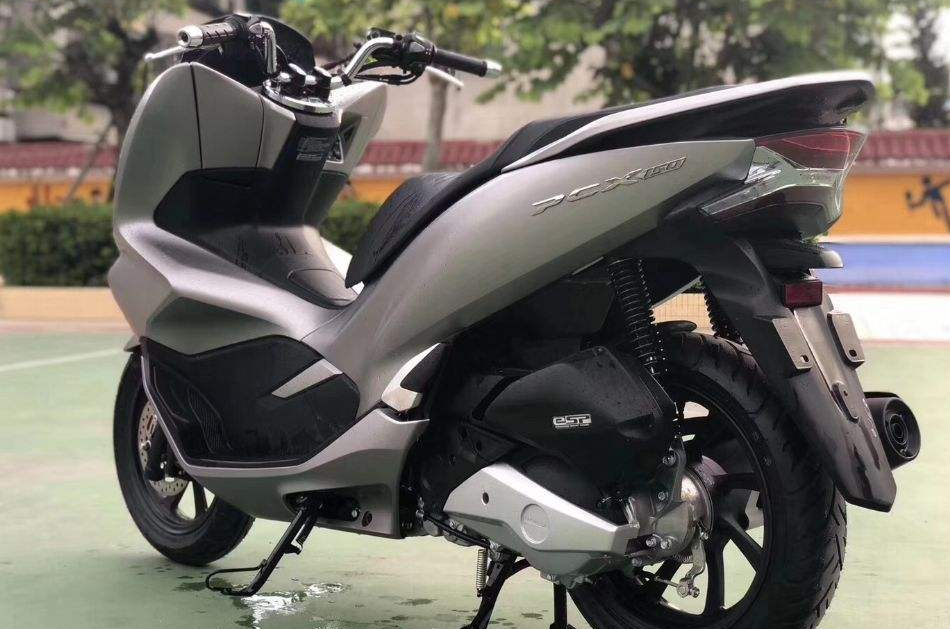 五羊本田别致之作,搭载150cc单缸水冷引擎,油耗每公里才2毛