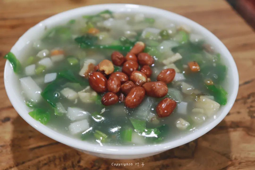 这座吸引日本人定居的禅意小城不靠海鲜就能刷新台州美食的新高度