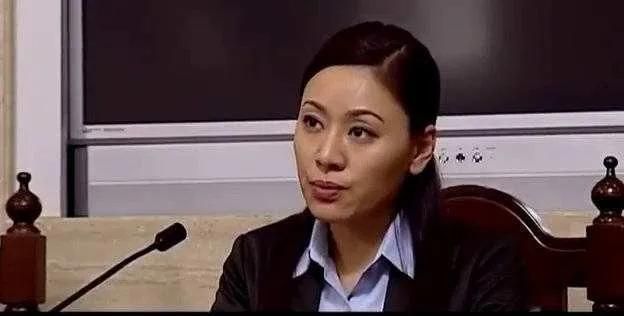 《天道》中,肖亚文是如何实现阶层跃迁的?