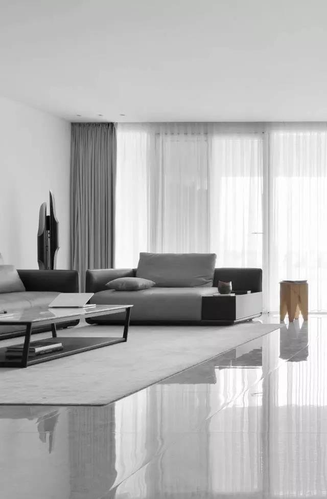 高级灰性冷淡装修风格