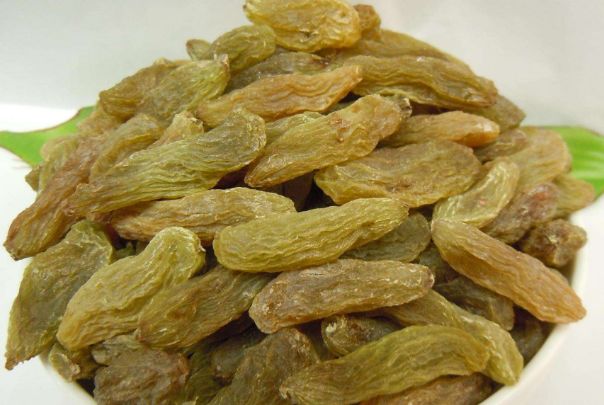 每天一把葡萄干,坚持食用一个月后,4大好处将不请自来