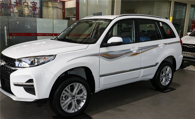 好开不贵的小型SUV，皮实又可靠，5.99万元起拥有外挂式备胎