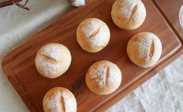 全麦小圆面包diy教学,营养满分!给孩子吃得放心