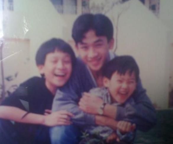 赵雅芝的三个儿子,同一个妈不同爸,三个儿子颜值差距还真不小!