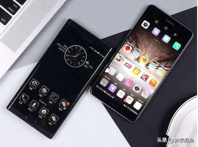 华为mate是华为公司于2013年3月发布的高端手机品牌,其定位就是商务
