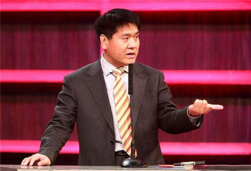 那么农民家庭出身的他,为何要说出这种伤人的话呢?