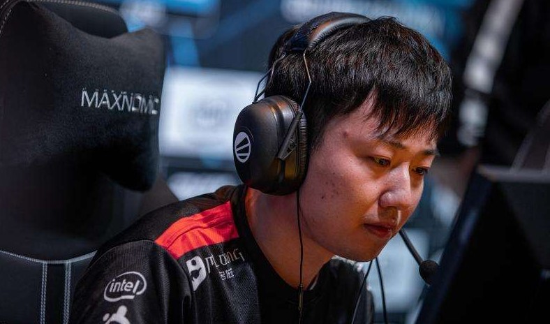 csgo电竞前线第13期:亚洲第一位2万杀职业选手,来自中国