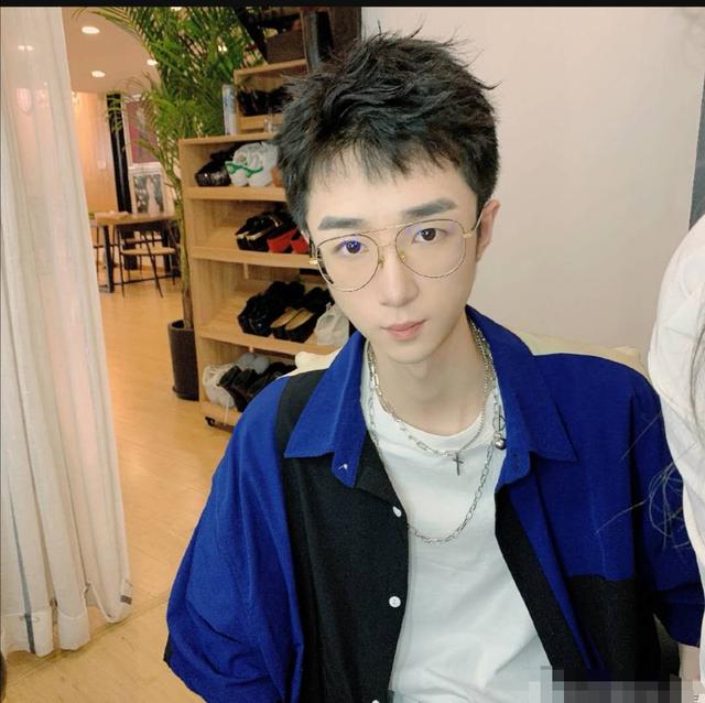 和平精英王小歪人气不凡?宠粉亦是关键,粉丝:好看的皮囊也顶!