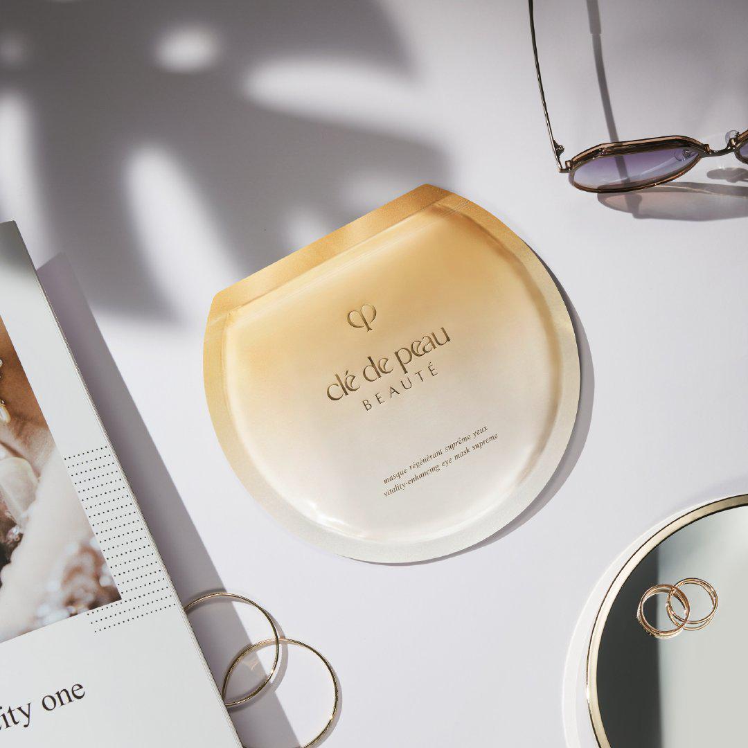 cpb4d精雕家族又添一员大将!eye max精华眼膜来咯!