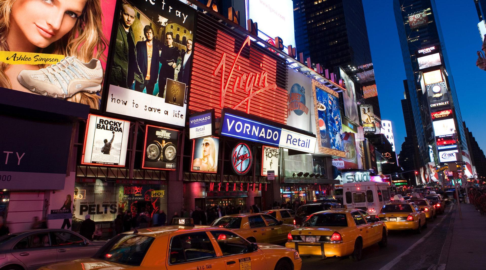 损失惨重!美国纽约百老汇停演延长至2021年