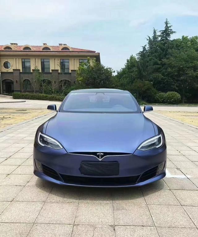 老司机今天说2017年特斯拉models75d,31出值吗