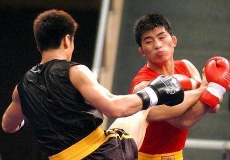 22岁散打冠军与51岁保安打斗身亡,生前多次夺冠,冠军竟如此不堪