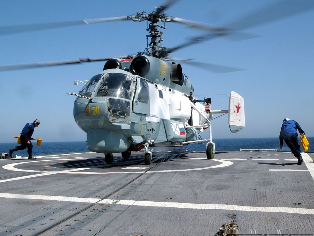 "带刀侍卫"直-20上舰,055型驱逐舰实力暴涨|驱逐舰|侍卫|反潜直升机