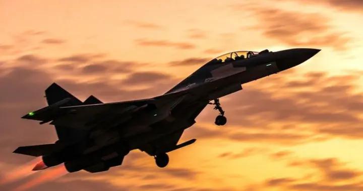 中国100架苏-30战斗机何去何从？是升级后继续服役，还是等待退役|歼-16|中国空军|苏-30MKK|苏-30MK2|俄罗斯_新浪新闻