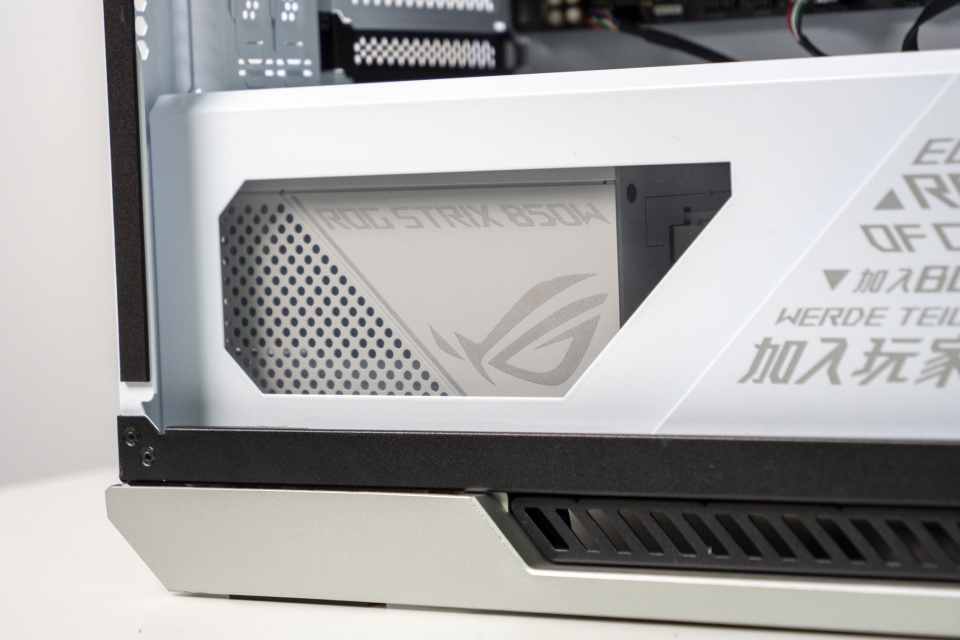 十代酷睿强不强组套华硕白色全家桶试试水