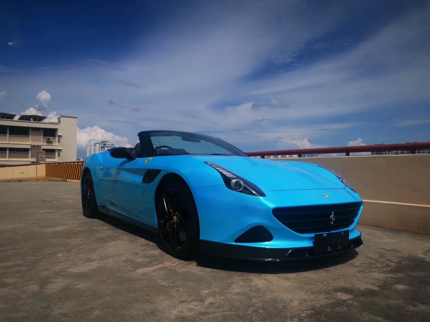 我就是我 是不一样的烟火 法拉利california t改色天蓝