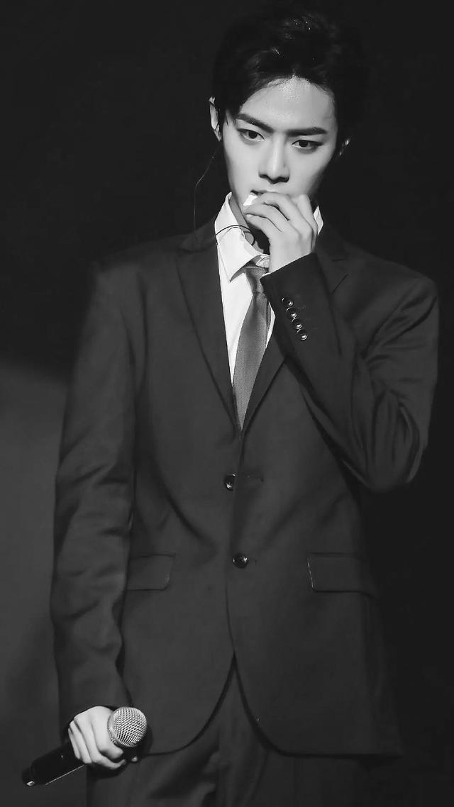 肖战工作室发文为被网暴博主维权,一步臭棋不自知,反面公关典型