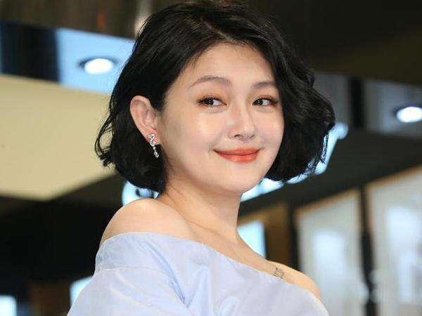 大s一个爱美的女人被生活改变了很多网友岁数越大头发越短