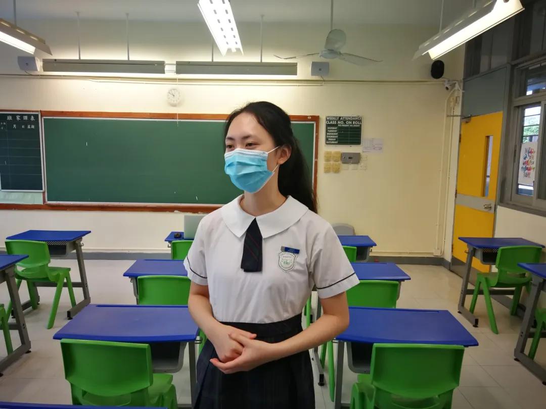 亲历香港黄楚标中学升旗仪式:师生心情与去年大不同!