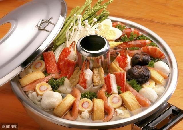 菊花火锅 看宫廷御膳火锅文化与民间美食 排场味道追求各有不同|菊花|火锅|宫廷_新浪新闻
