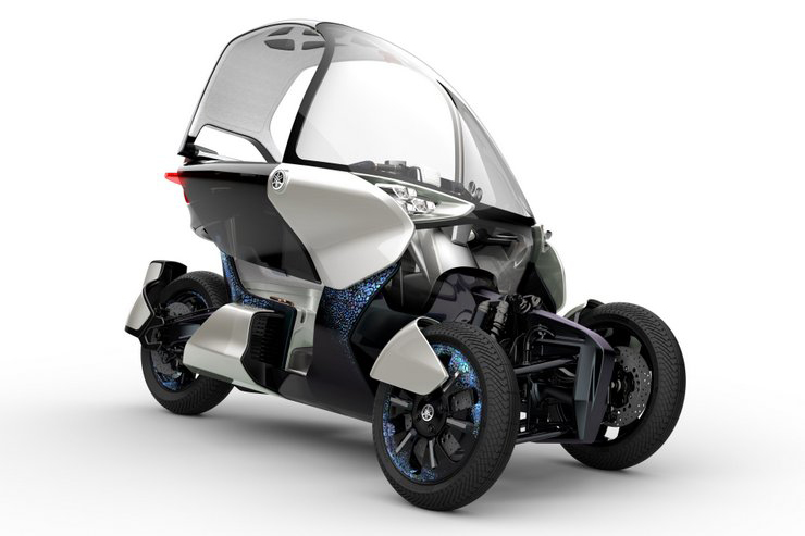 雅马哈大型斜倒三轮摩托车新专利解读