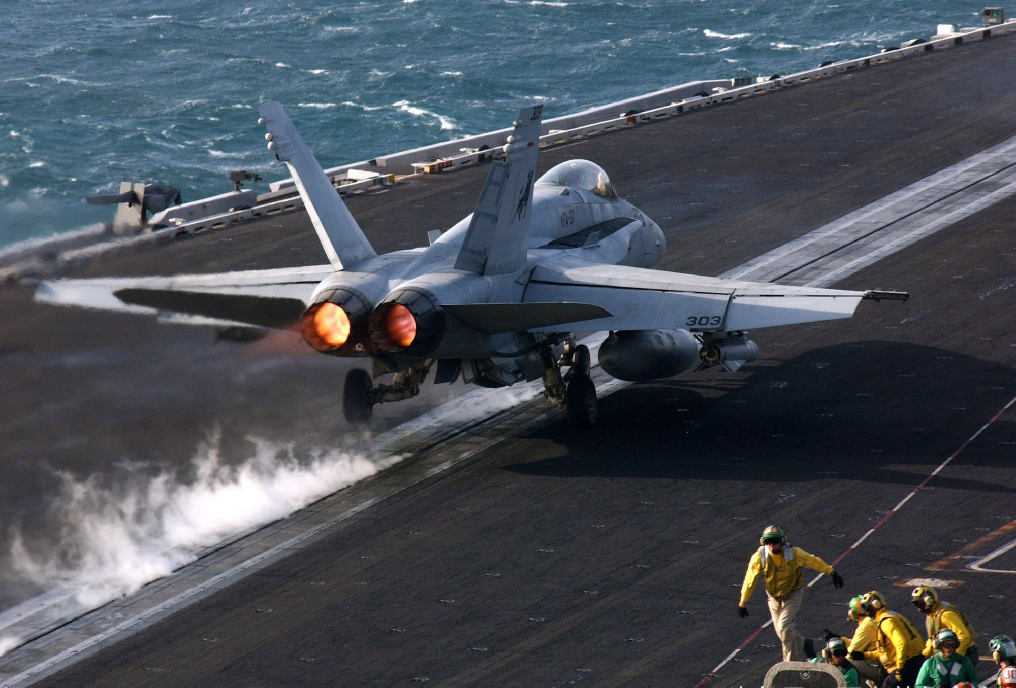 电磁弹射器有7大优势,能与未来战舰完美融合,可换装到山东舰上