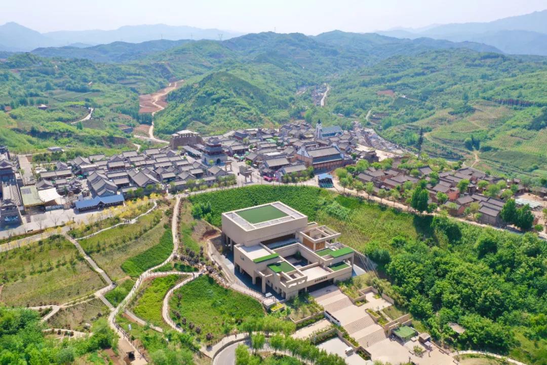 航拍下的白鹿原影视城