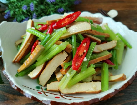 分享香干的8道素菜做法,有小炒还有凉拌,都是夏季下67饭菜