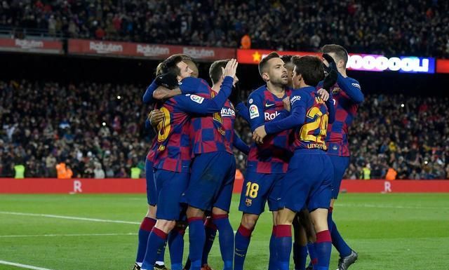 拜仁免签18岁巴黎中卫！皇马拜仁都买小妖，为何巴萨买老人？休闲区蓝鸢梦想 - Www.slyday.coM