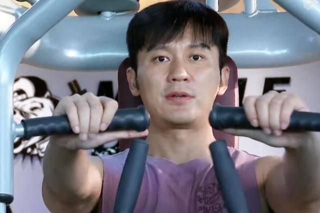 天不怕地不怕,就怕李晨练瑜伽,看到第一个动作时|李晨|称呼|健身_新浪