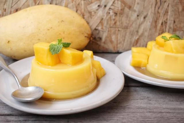 入口即化的芒果牛奶布丁无须烤箱吃一口就爱上