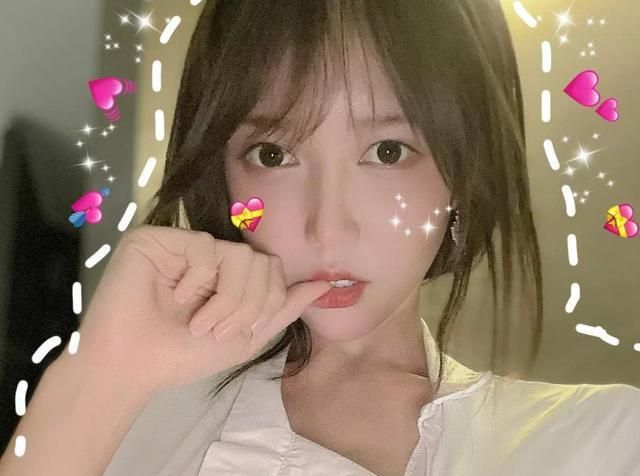 看女主播已成过去!斗鱼一姐"重装"跳舞,还是被超管警告了