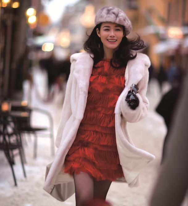 明明长得很有特点非要把自己整残于娜你这是闹哪样