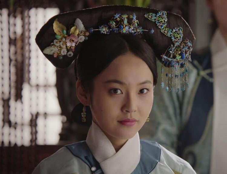 她是乾隆唯一亲封的贵妃,有着传奇的一生,最后统领六宫20年