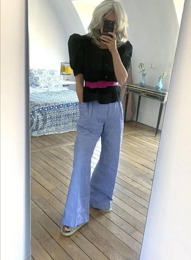 法国“酷老太”穿搭很时髦，潇洒又潮流，活成女人最想成为的样子休闲区蓝鸢梦想 - Www.slyday.coM