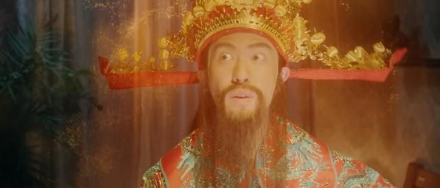 《请神灯》与外星人的战斗,陈自在请来了圣诞老人