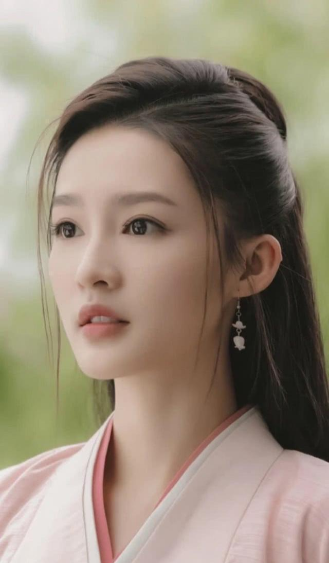 李沁个人简历 沁影粉丝名含义解析