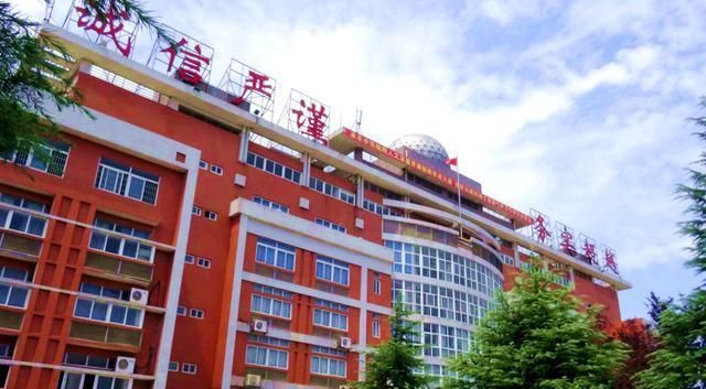 宜春中学高考成排名_喜报刚刚!高考成绩出来啦!宜春部分中学高分出炉