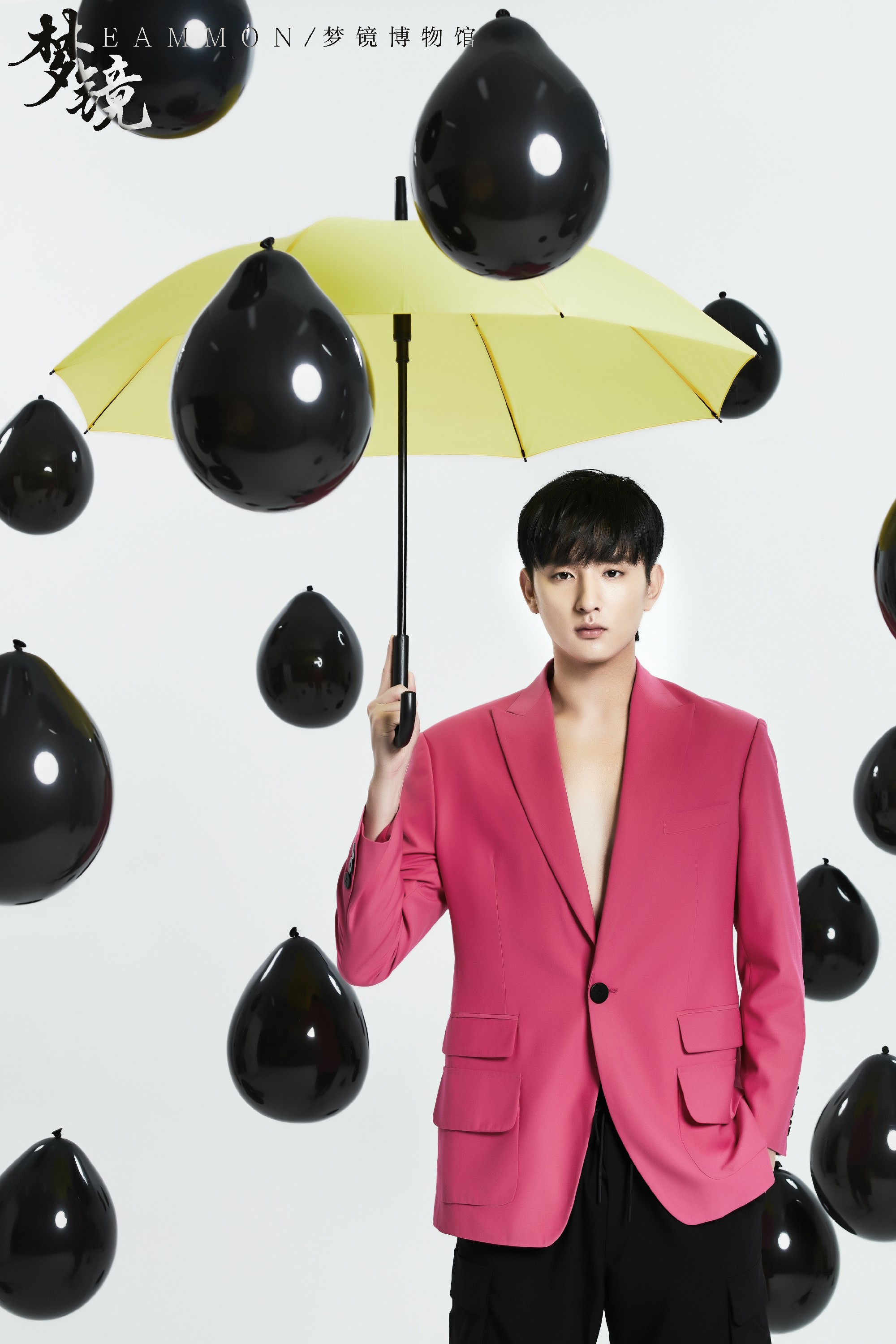 于小彤最新写真大片上线 演绎年轻绅士风采