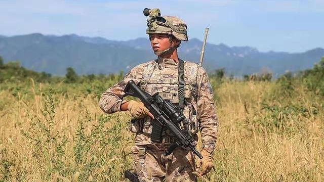 在15年胜利日大阅兵后解放军使用的迷彩里显然不乏全地形迷彩的身影