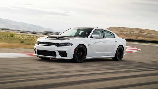 2021道奇挑战者SRT Hellcat Redeye官图，797匹“地狱使者”