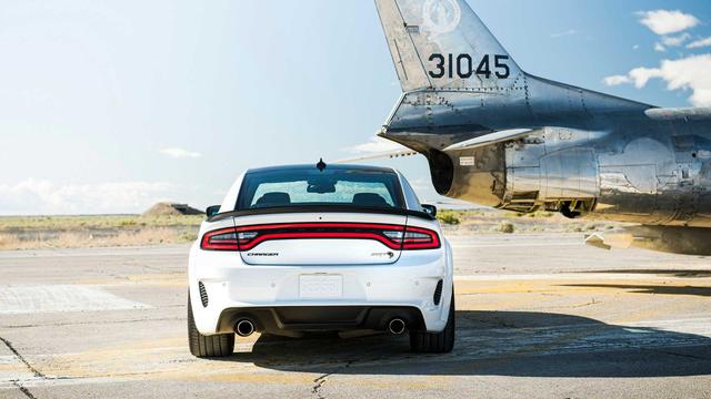 2021道奇挑战者SRT Hellcat Redeye官图，797匹“地狱使者”